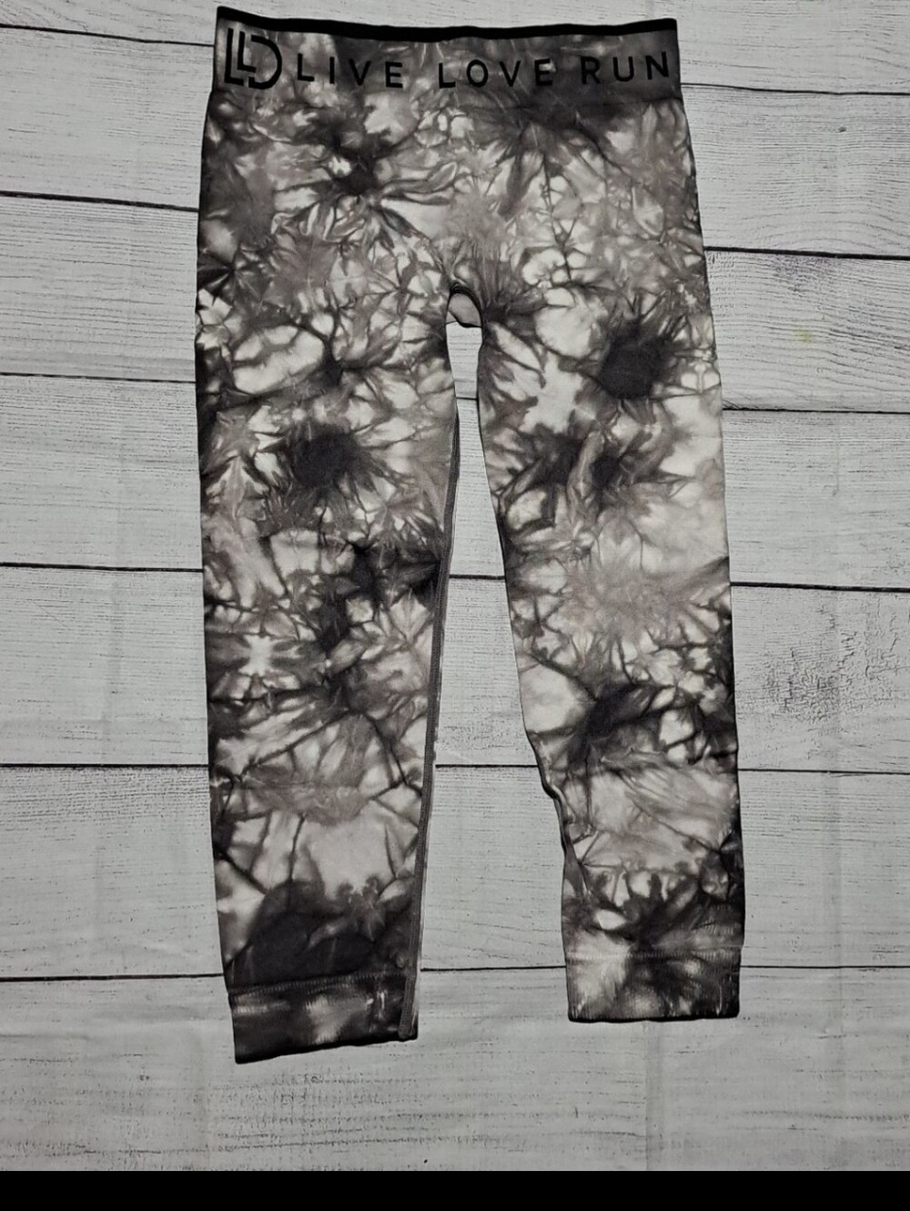 Aeropostale Black & White Tie-Dye Leggings
